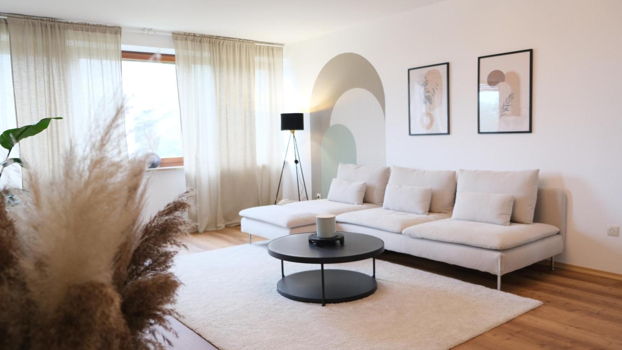 Casa Luxe - 120Qm - Zentral - Familienfreundlich - Parkplatz - 5Km Zum Legoland Apartment Guenzburg Luaran gambar